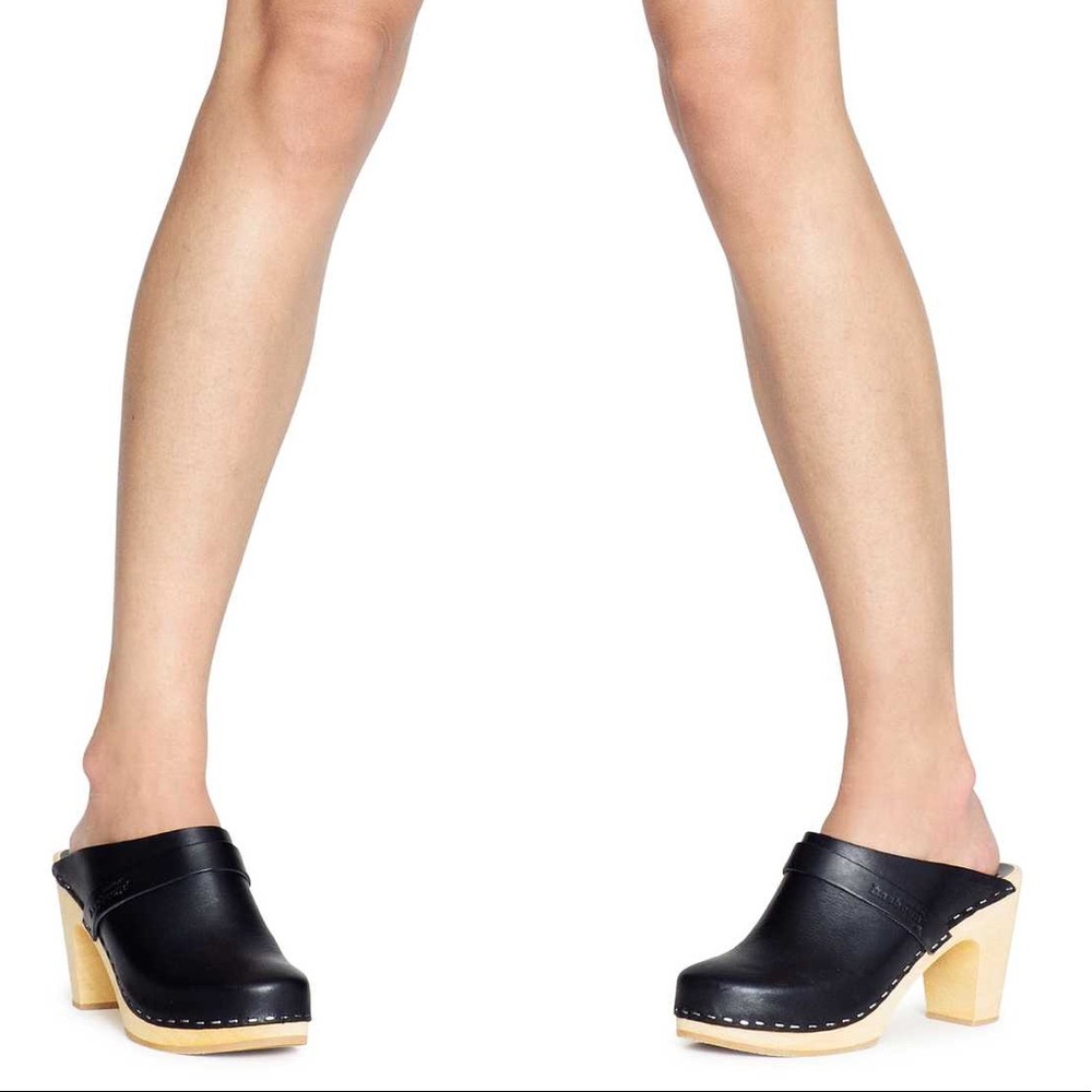 Swedish Hasbeens Slip In Classic Black